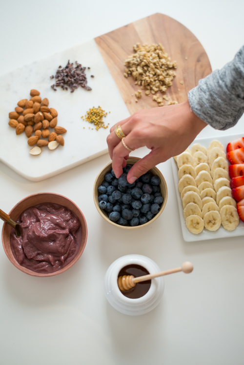gal-meets-glam-acai5